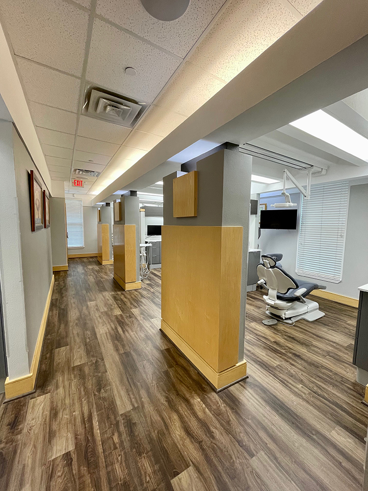 HM Lee Periodontal Office Treatment Area